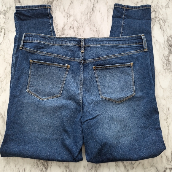 Women's Plus Size Universal Thread Mid Rise Skinny Jeans size 16 - Picture 2 of 8